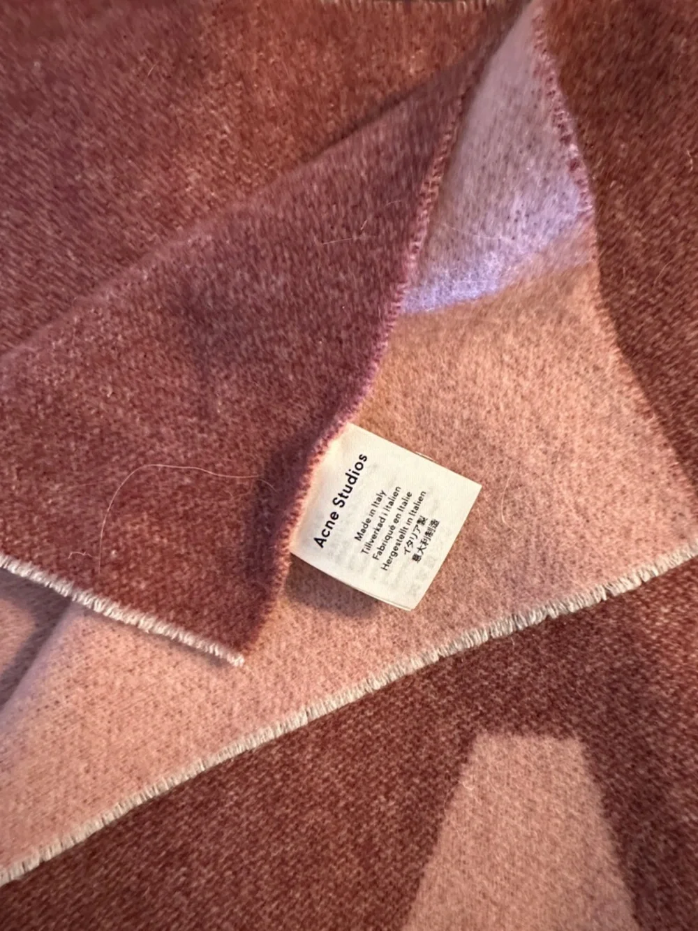 Acne Two-Tone Pink & Rose Wool Scarf with Logo 'A' - Picture 2 of 2